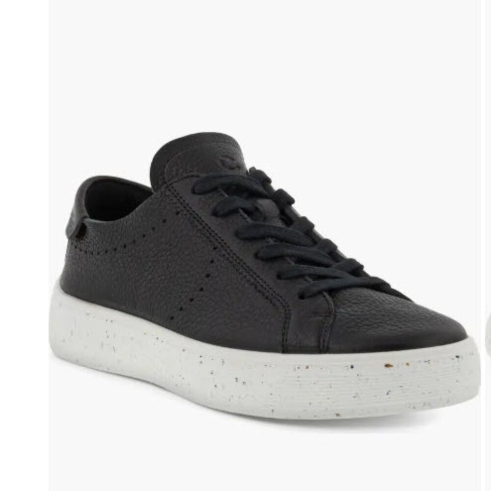 ECCO Street Tray Black Leather Perforated Sneakers Size 39 EU 8-8.5 US Comfort